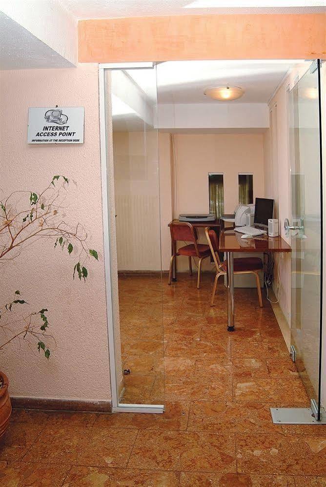 Attica Beach Hotel マティ エクステリア 写真